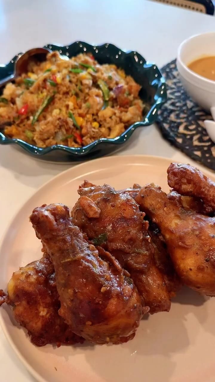 Post 7 by Naz Rahman on Instagram (video)