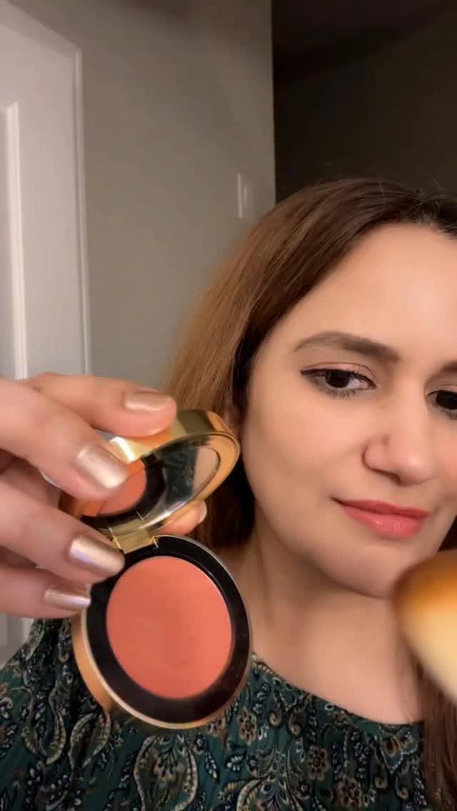 Post 3 by Amna Imran on Instagram (video)