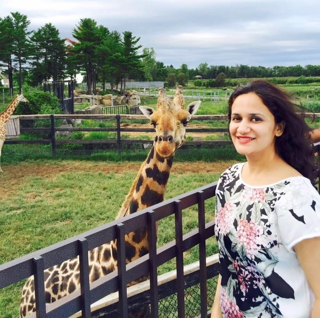 Post 4 by Amna Imran on Instagram (carousel)