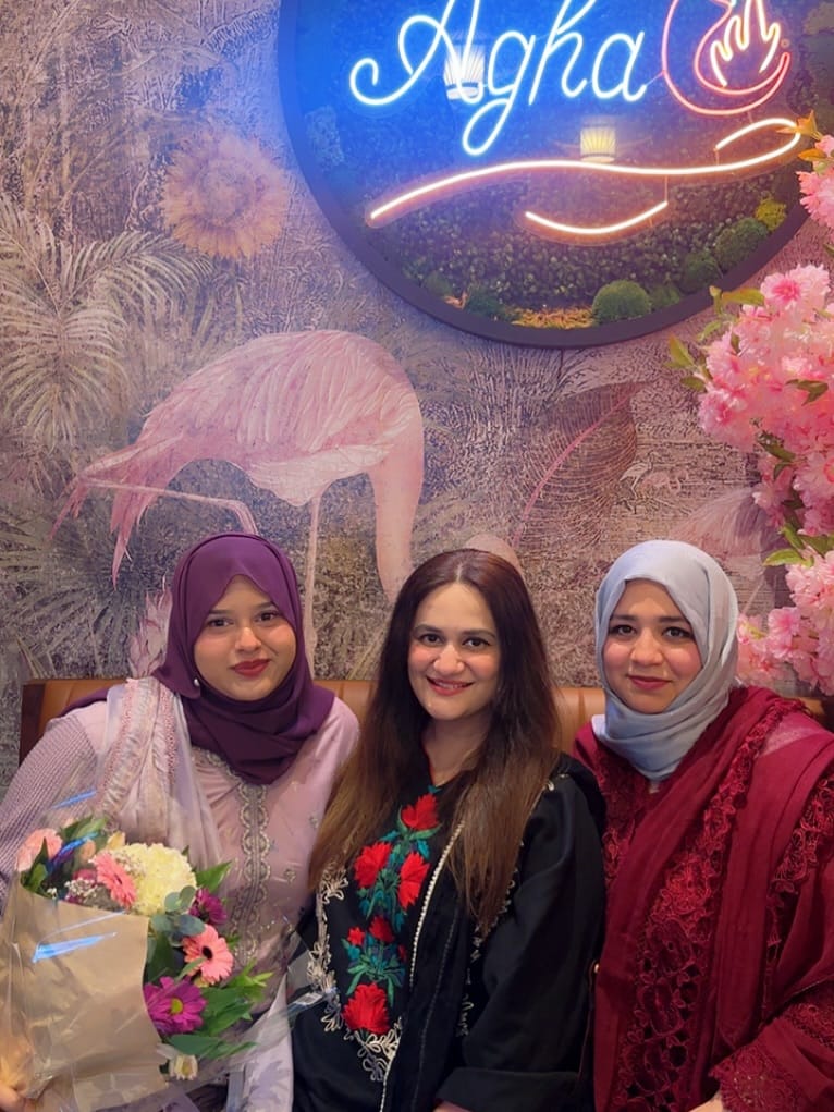 Post 2 by Amna Imran on Instagram (carousel)