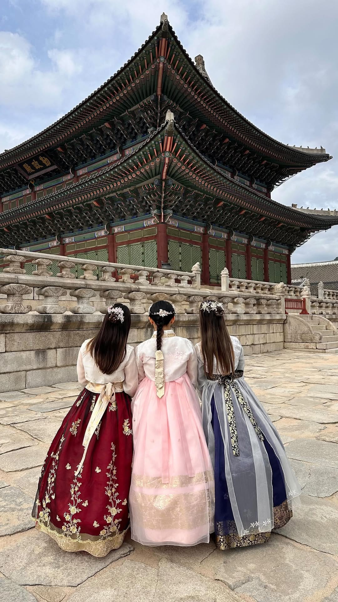 Post 3 by eilleen | lifestyle & ugc creator on Instagram (video)