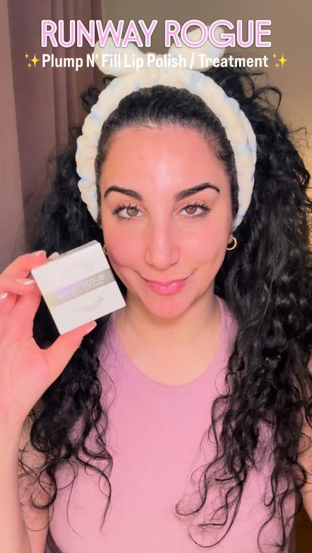 Post 3 by 𝐋𝐀𝐑𝐀 𝐍𝐀𝐙𝐈 on Instagram (video)