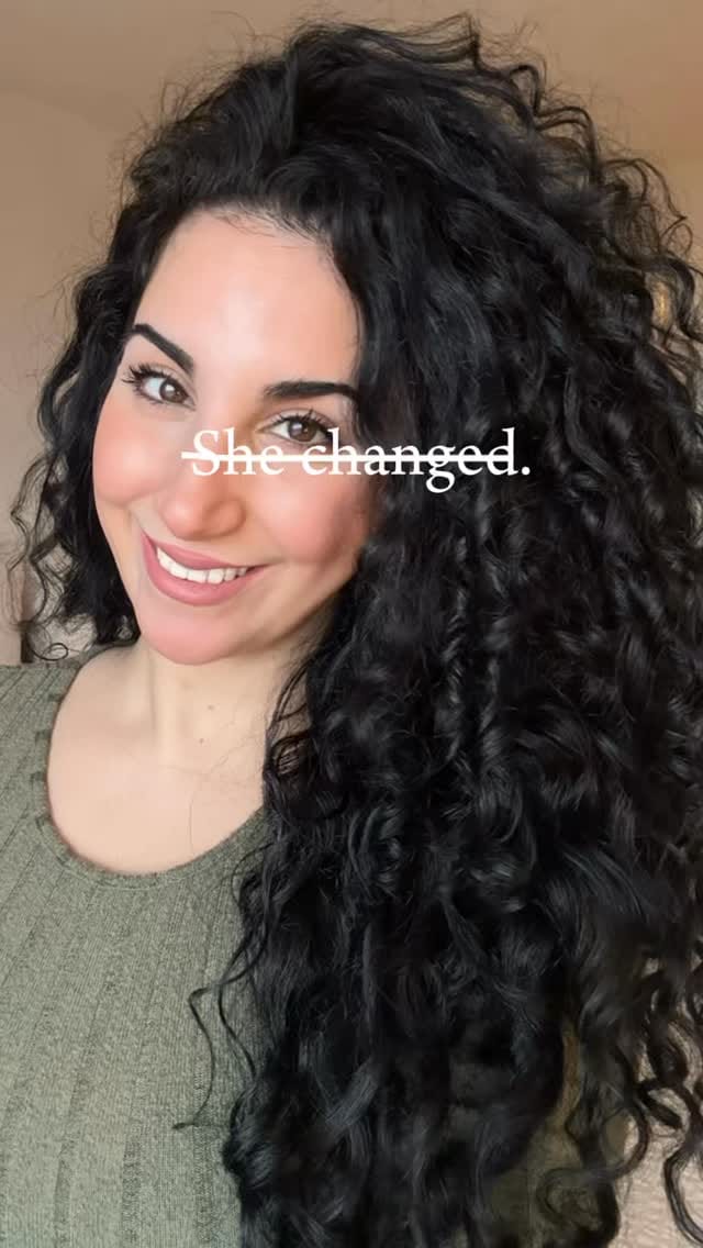 Post 4 by 𝐋𝐀𝐑𝐀 𝐍𝐀𝐙𝐈 on Instagram (video)