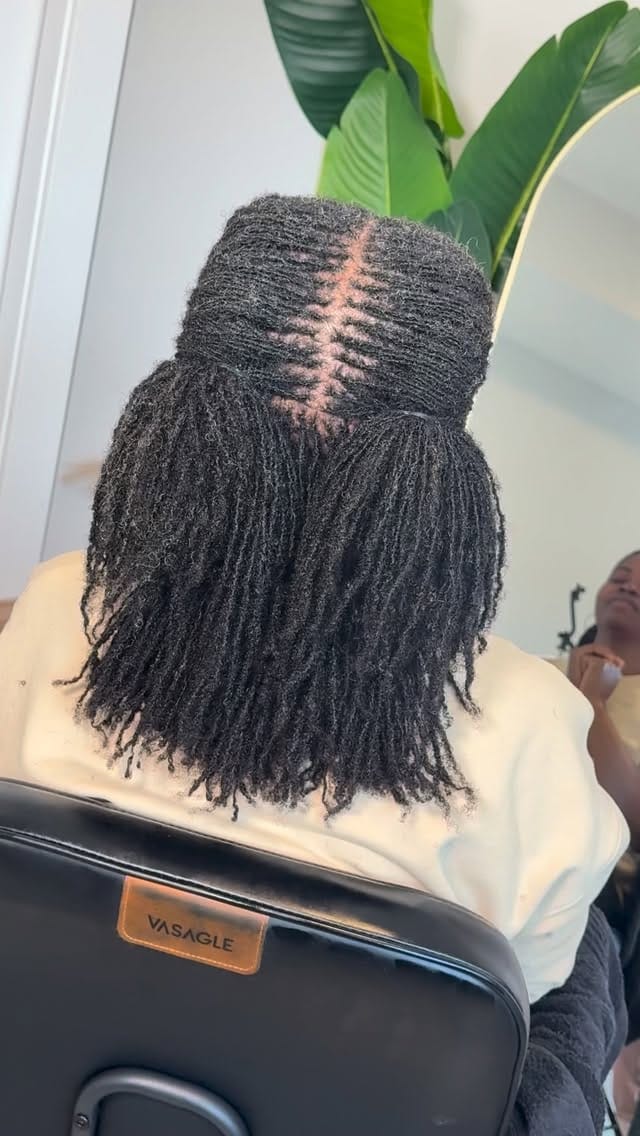 Post 7 by 𝔻ℝ𝔼𝔸𝔻𝕃𝕆ℂ𝕂𝕊 𝔾𝕌ℝ𝕌 𝕀ℕ 🇨🇦🇳🇬 on Instagram (video)