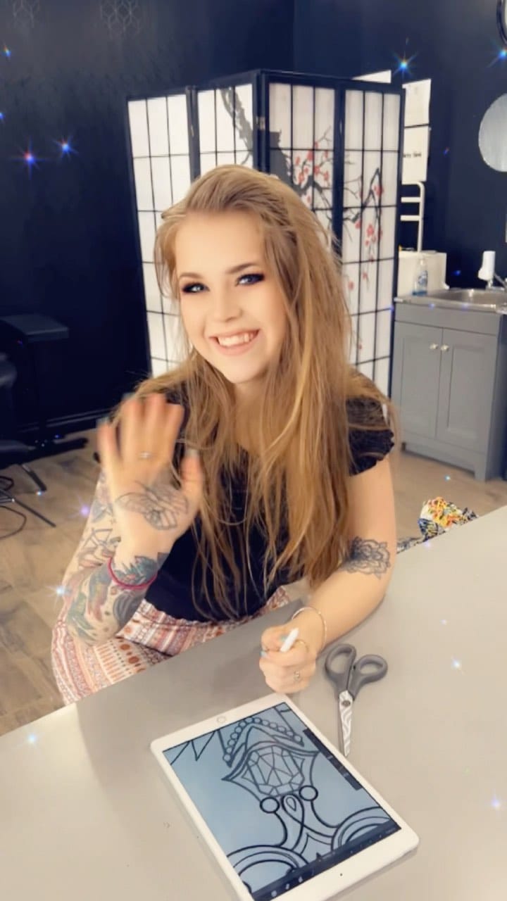 Post 4 by 𝟟𝟠𝟘𝕋𝕠𝕠𝕥𝕙𝔽𝕒𝕚𝕣𝕪™️ 🇯🇲🇨🇦 on Instagram (video)