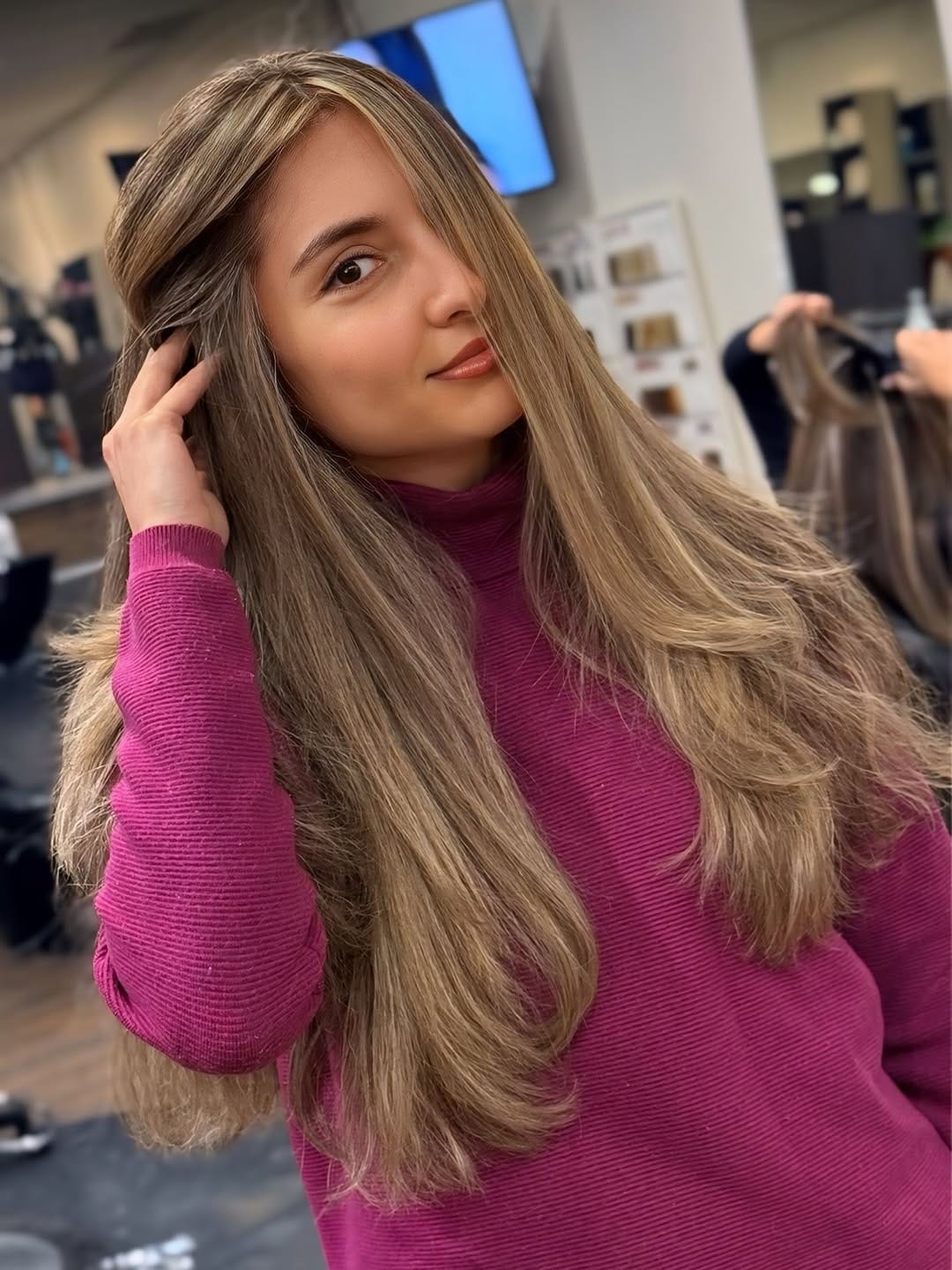 Post 5 by Hair color & Balayage | رنگ و لایت مو کانادا🇨🇦 on Instagram (carousel)
