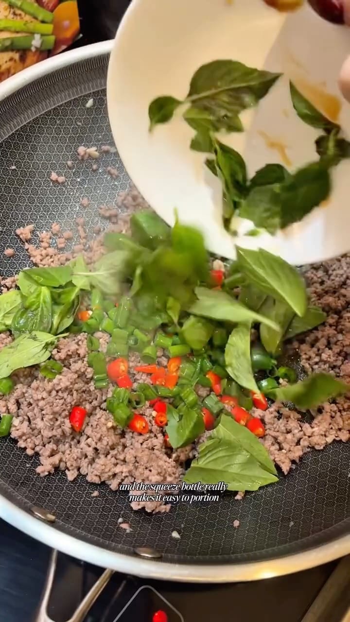 Post 5 by Shenna on Instagram (video)