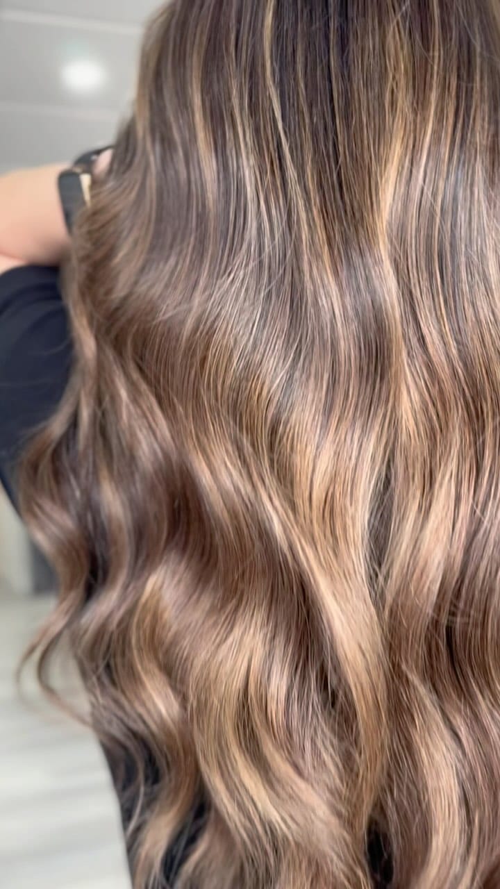 Post 10 by DANIELA’S SALON on Instagram (video)