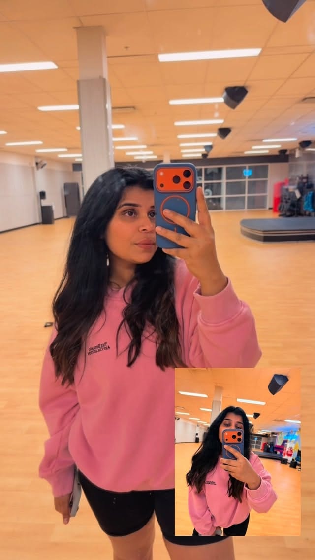Post 1 by R I Y A   C H A U D H A R Y🖤 on Instagram (video)
