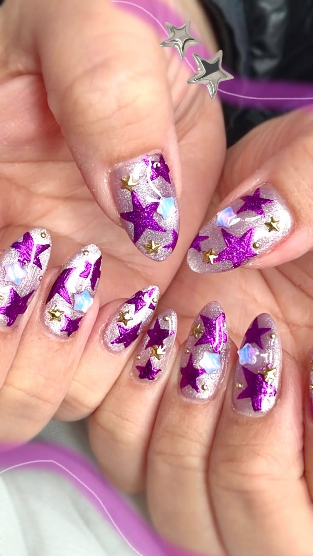 Post 3 by Glam Nail Studio ❤️Japanese nail art ❤️バンクーバーネイル on Instagram (video)