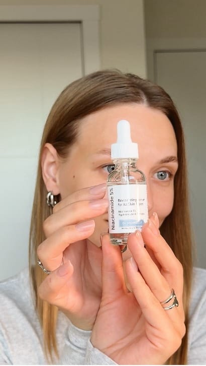 Post 6 by Di Morelli Skin Care on Instagram (video)