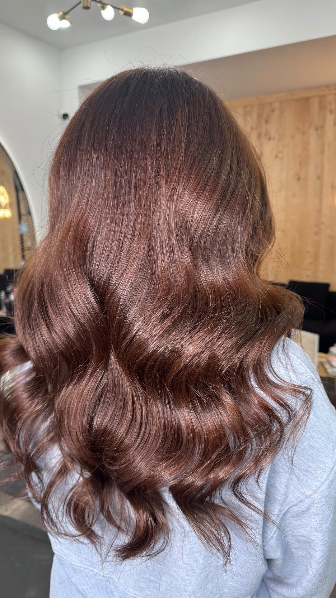 Post 9 by SALON DE COIFFURE - BARBIER - ESTHÉTIQUE ✨ on Instagram (video)