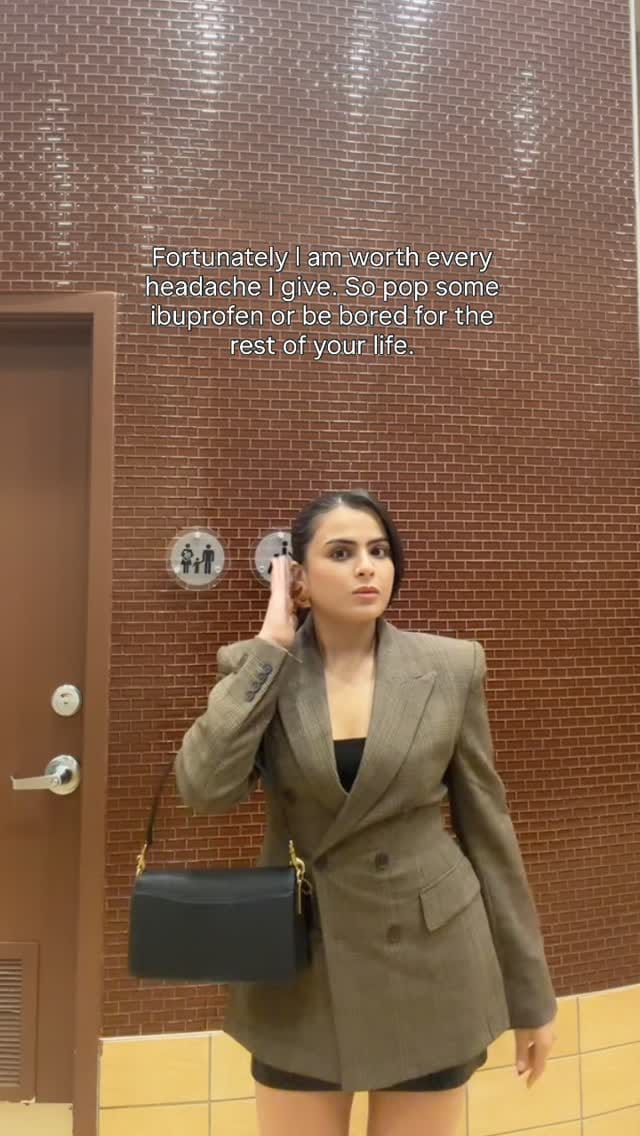 Post 7 by Bharti Ahluwalia on Instagram (video)