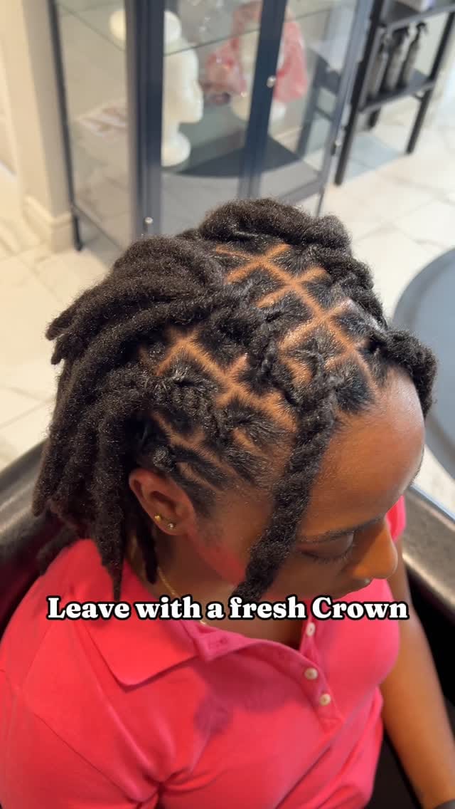 Post 7 by Toronto Locs & Natural Hair Salon🇨🇦🇯🇲 on Instagram (video)