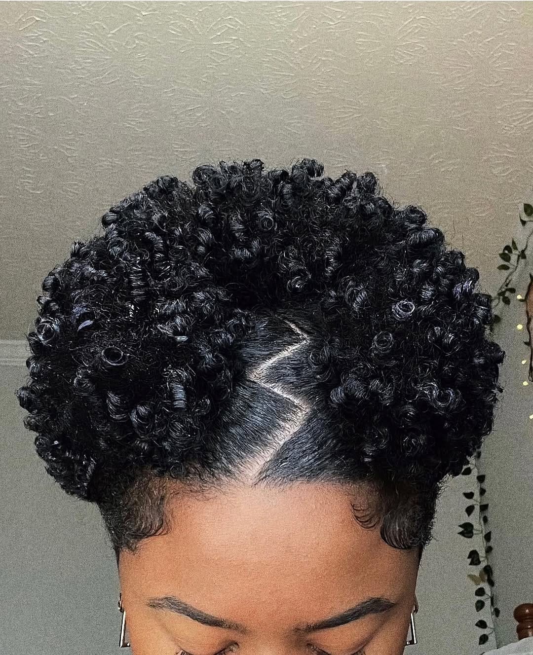 Post 3 by Curly Hair Box & Products on Instagram (image)