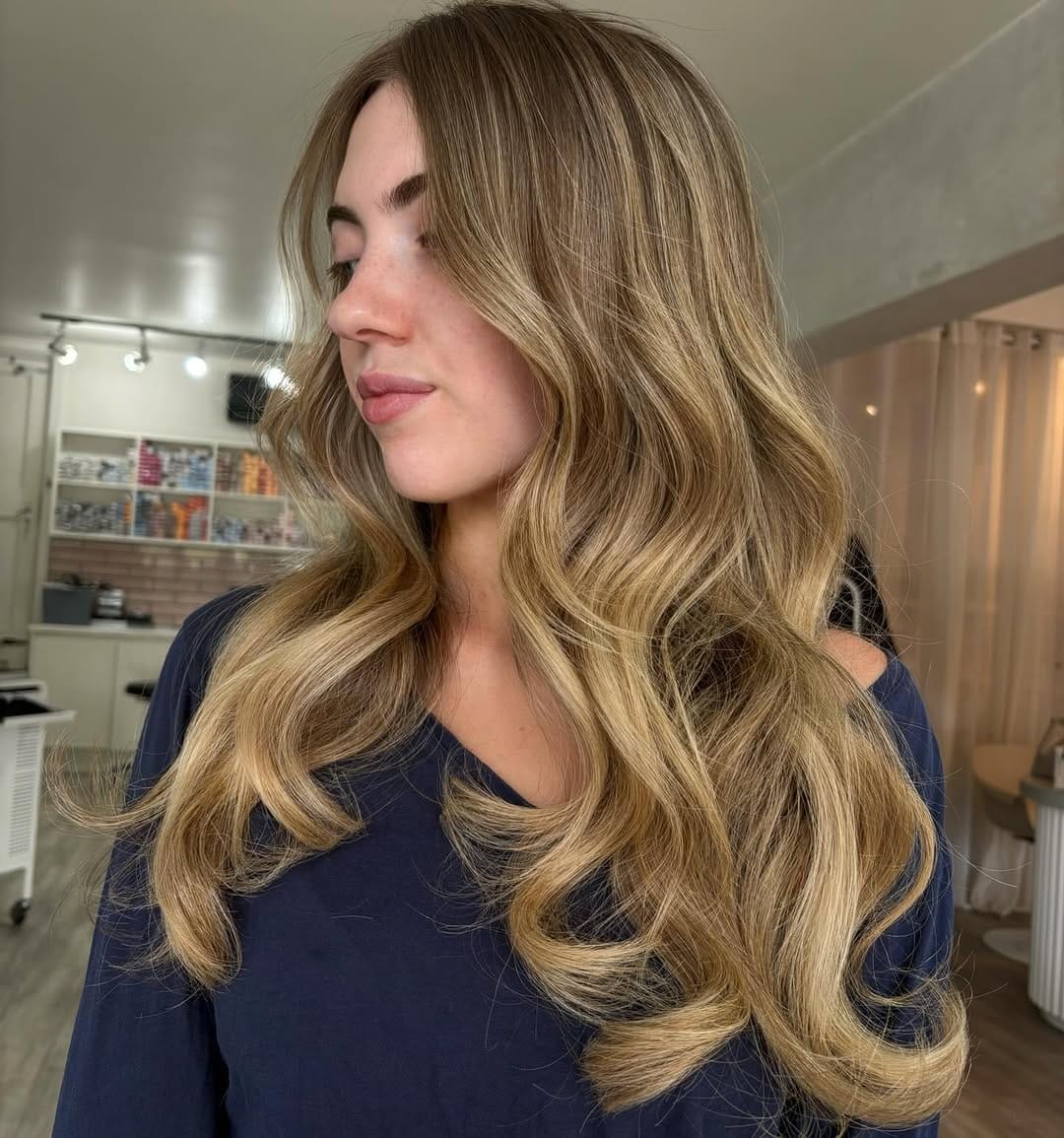 Post 2 by Judena Hair Bondi | Extensions & Blondes on Instagram (image)