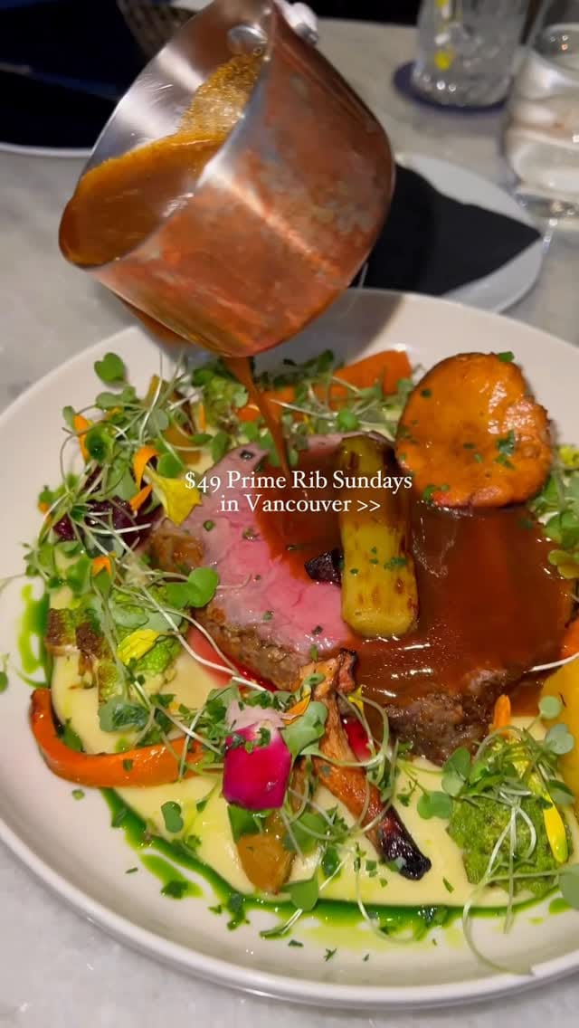 Post 5 by YVONNA CHOW on Instagram (video)