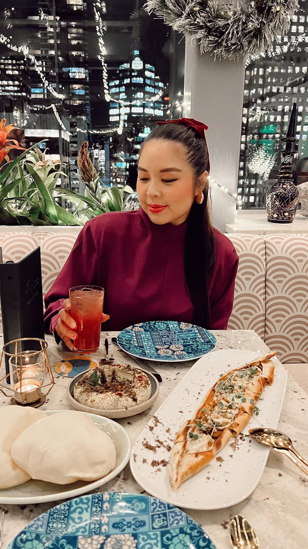 Post 8 by YVONNA CHOW on Instagram (video)