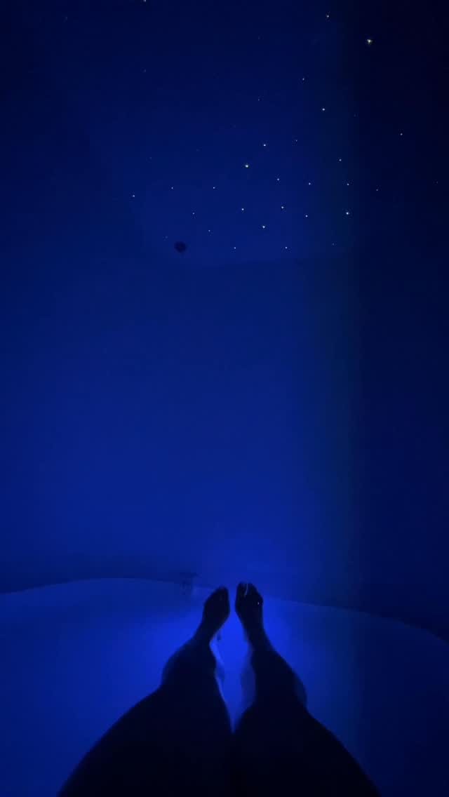 Post 6 by H2O Float Studio on Instagram (video)