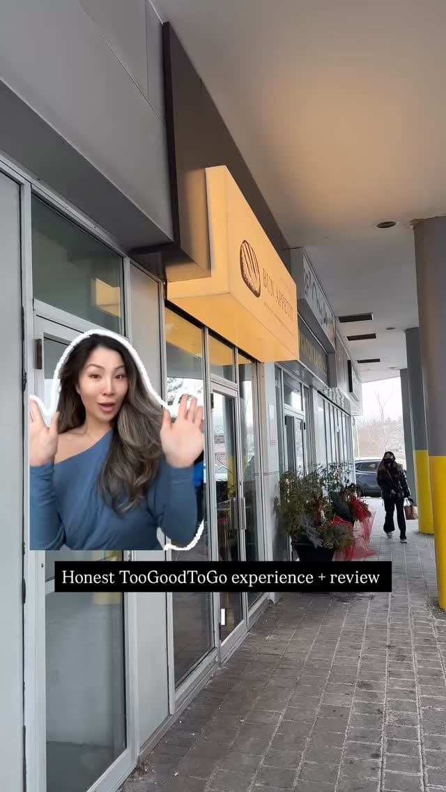 Post 2 by Toronto & Vancouver Foodie on Instagram (video)