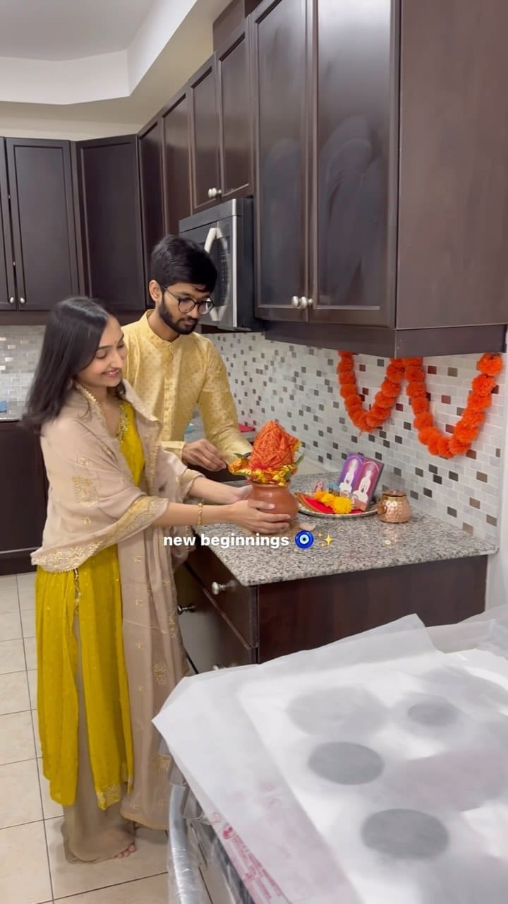 Post 8 by Mansi 🦋 on Instagram (video)