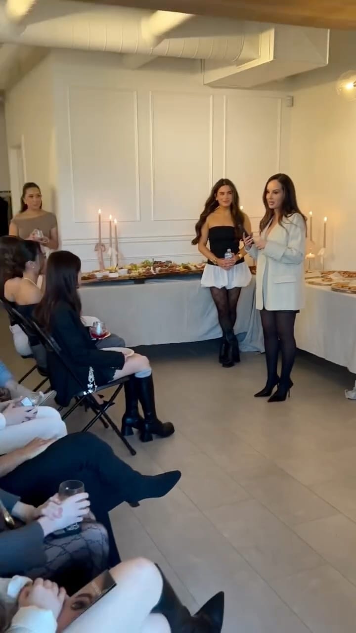 Post 10 by donna pauletto | glo salon on Instagram (video)