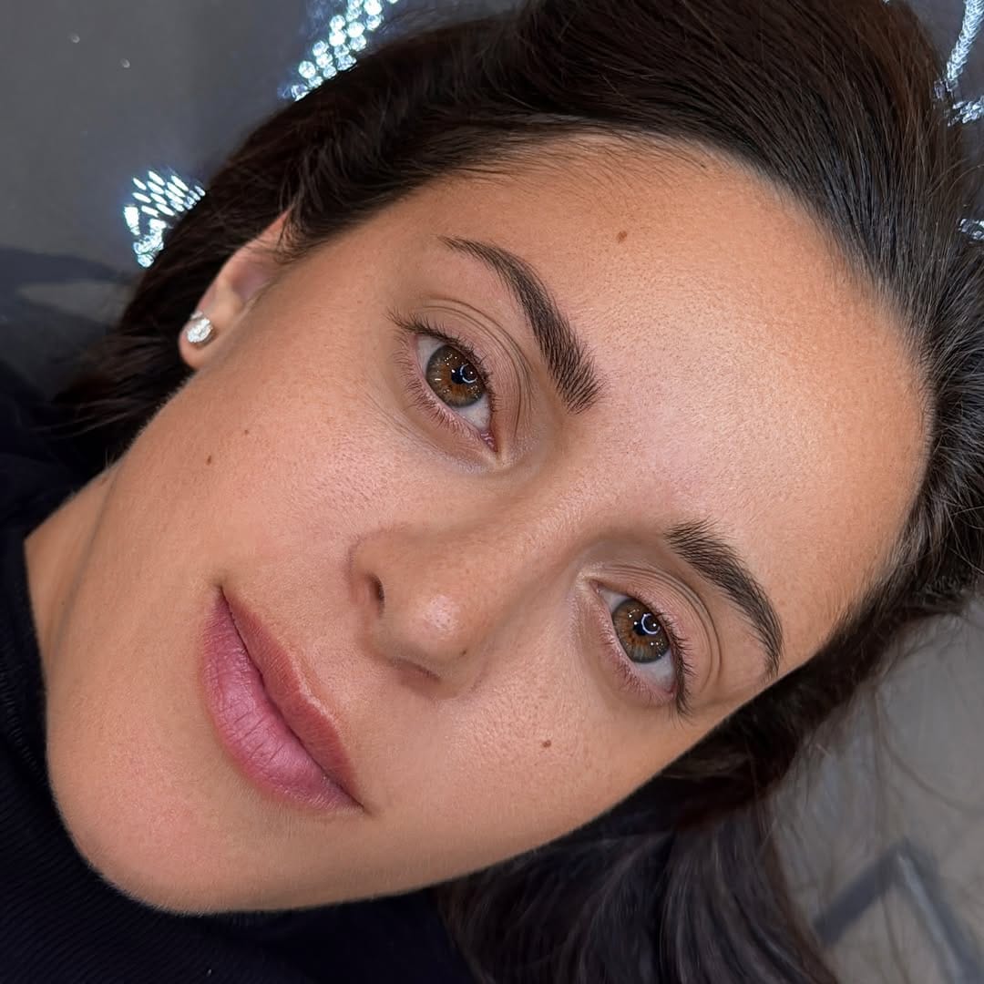 Post 5 by Simone Chiappetta | BROW ARTIST + EDUCATOR on Instagram (carousel)