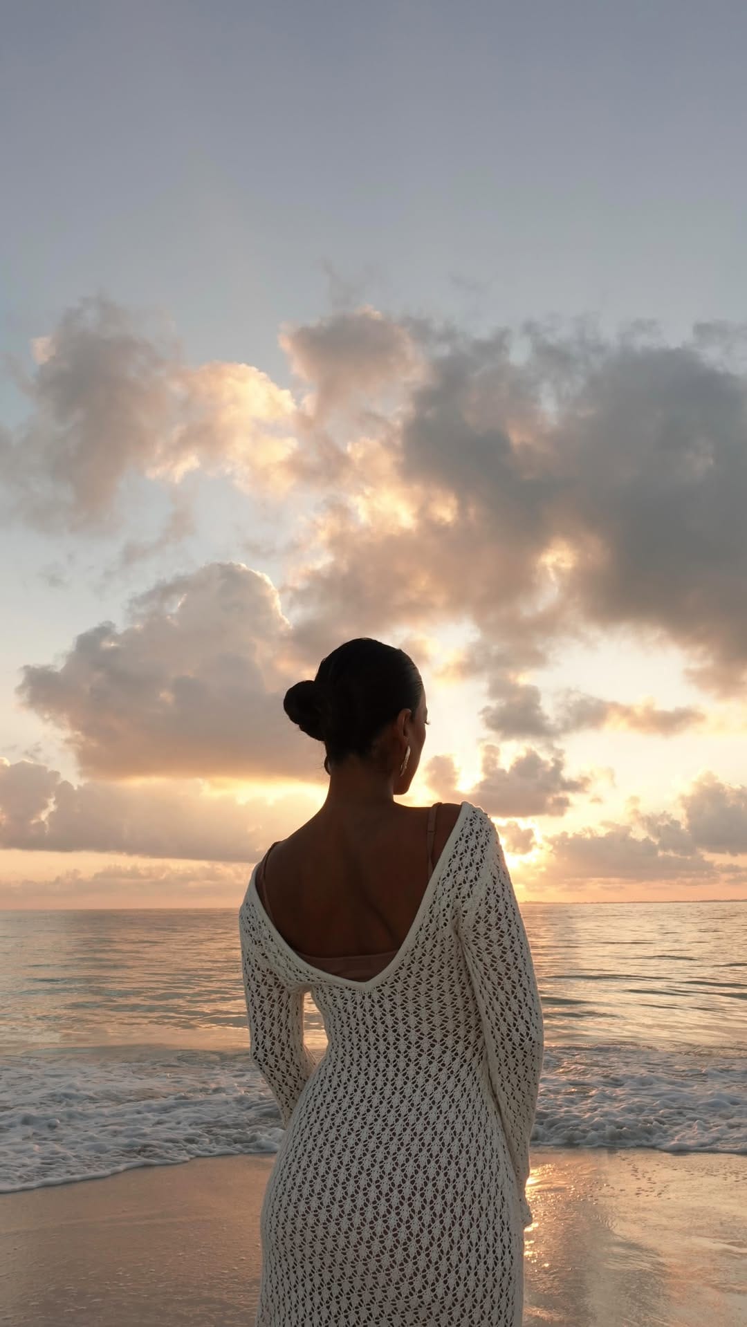 Post 3 by SHRUTI | Skincare Wellness Fashion on Instagram (video)