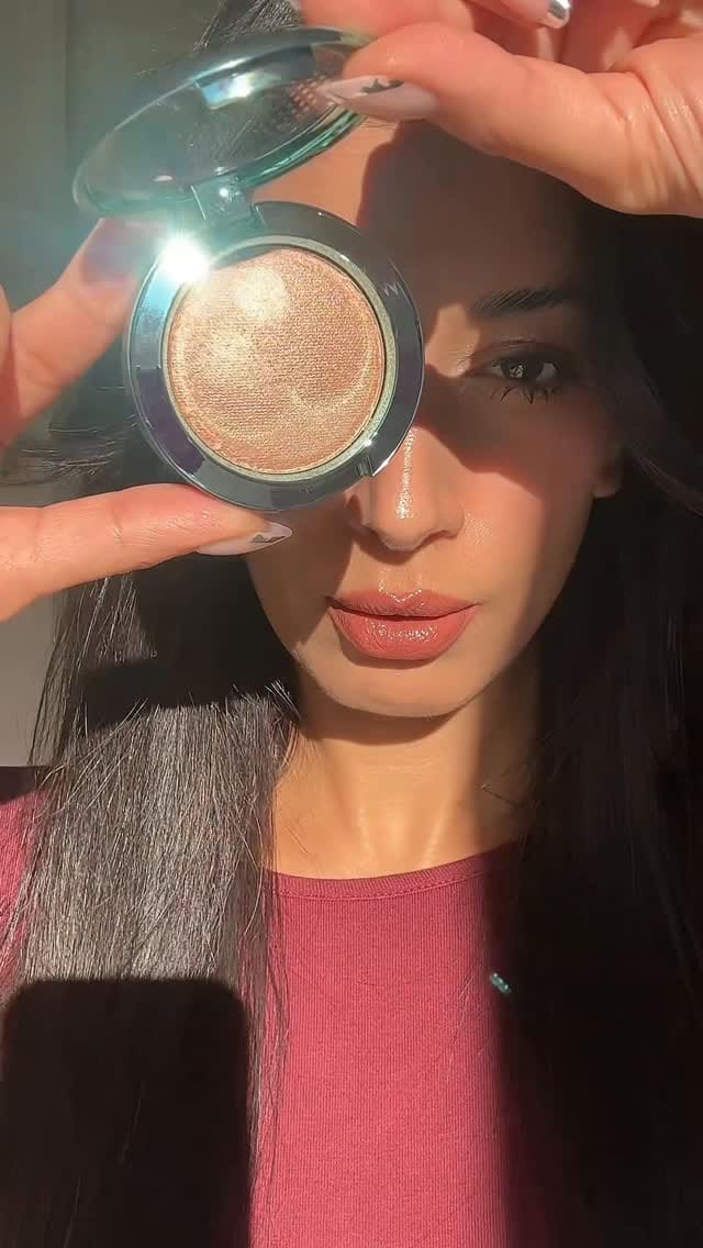 Post 9 by SHRUTI | Skincare Wellness Fashion on Instagram (video)
