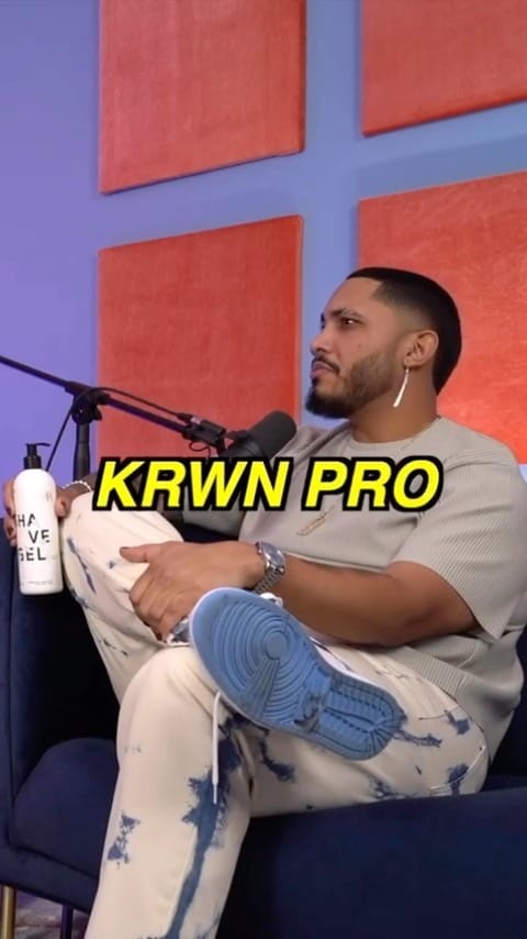 Post 10 by KRWN Pro by El Bori Barber on Instagram (video)