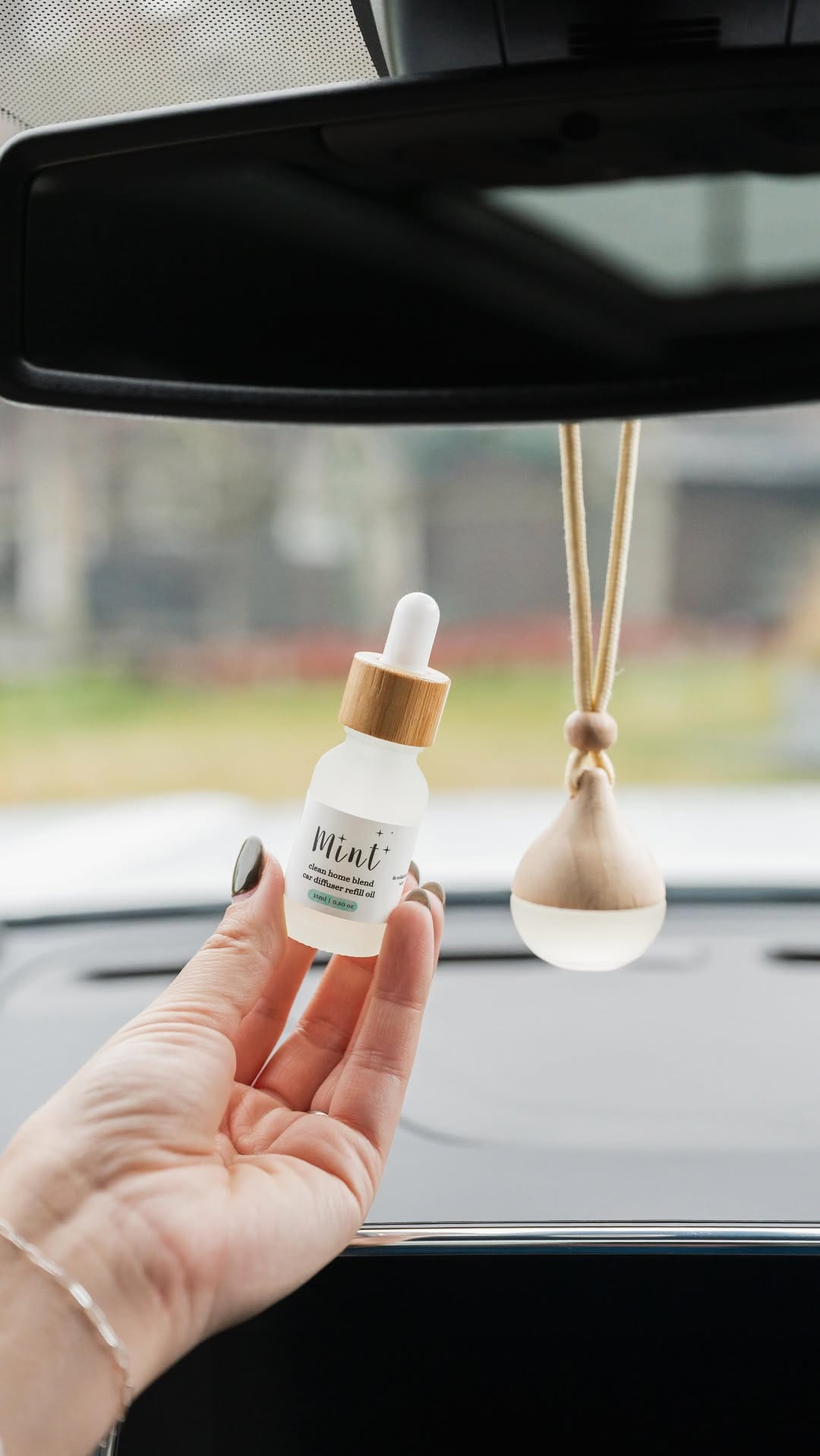 Post 2 by handcrafted essential oil goods on Instagram (video)