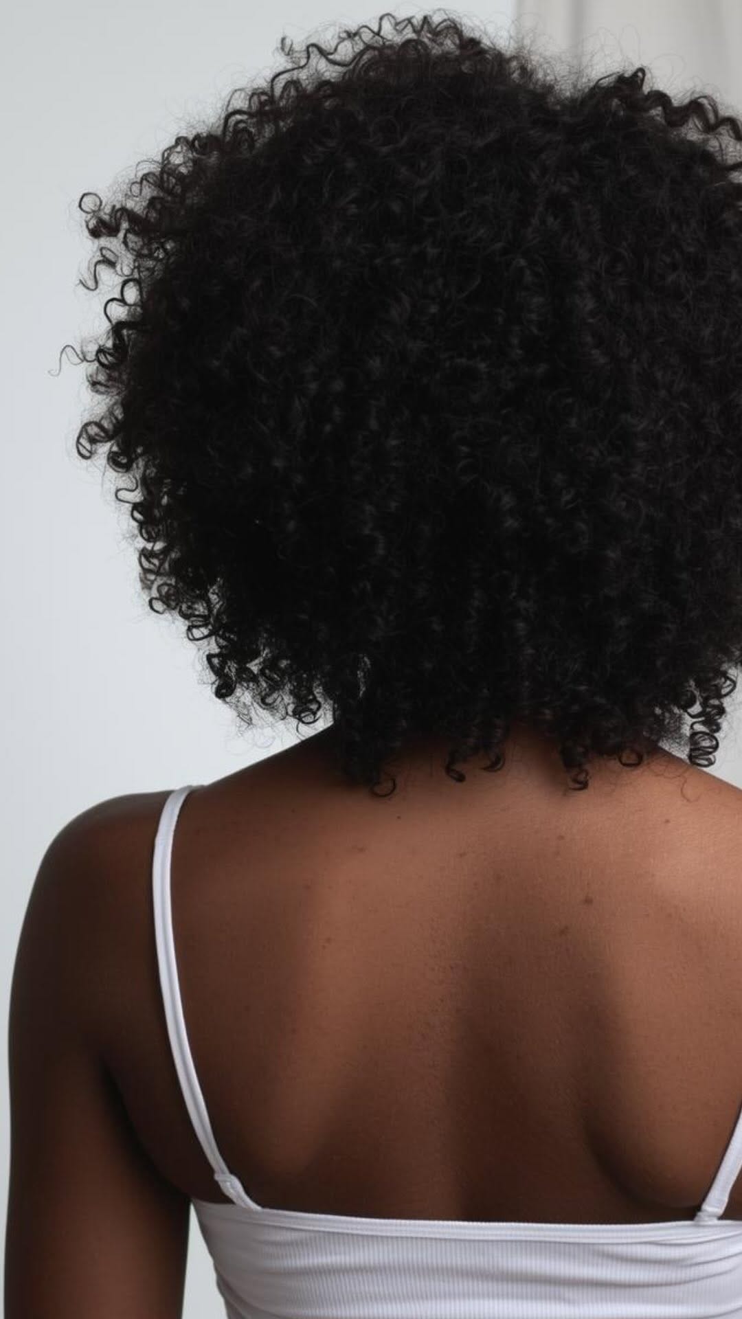 Post 4 by CurlShoppe on Instagram (video)