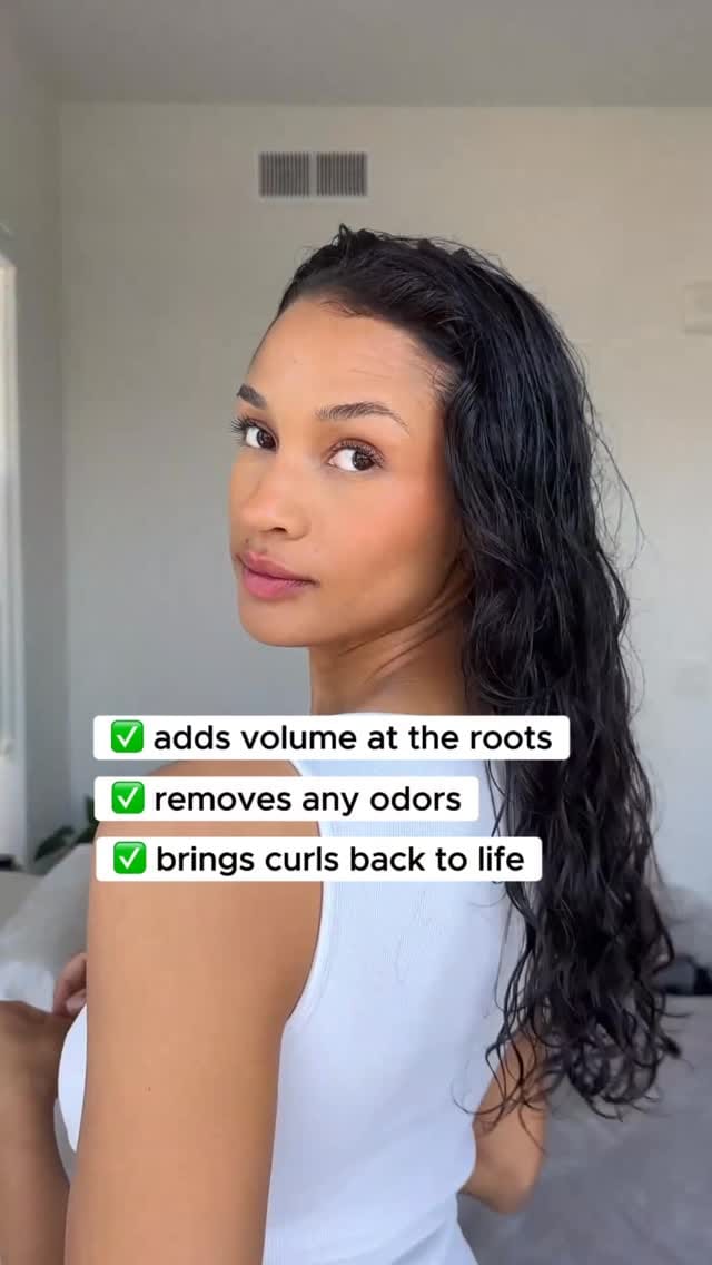 Post 10 by Curl Keeper on Instagram (video)
