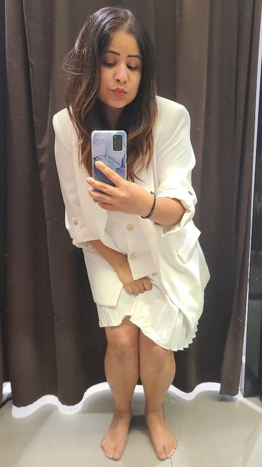 Post 10 by Honey on Instagram (video)
