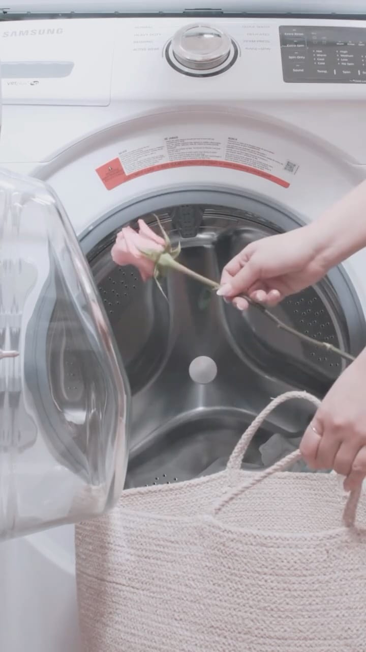 Post 10 by DedCool on Instagram (video)