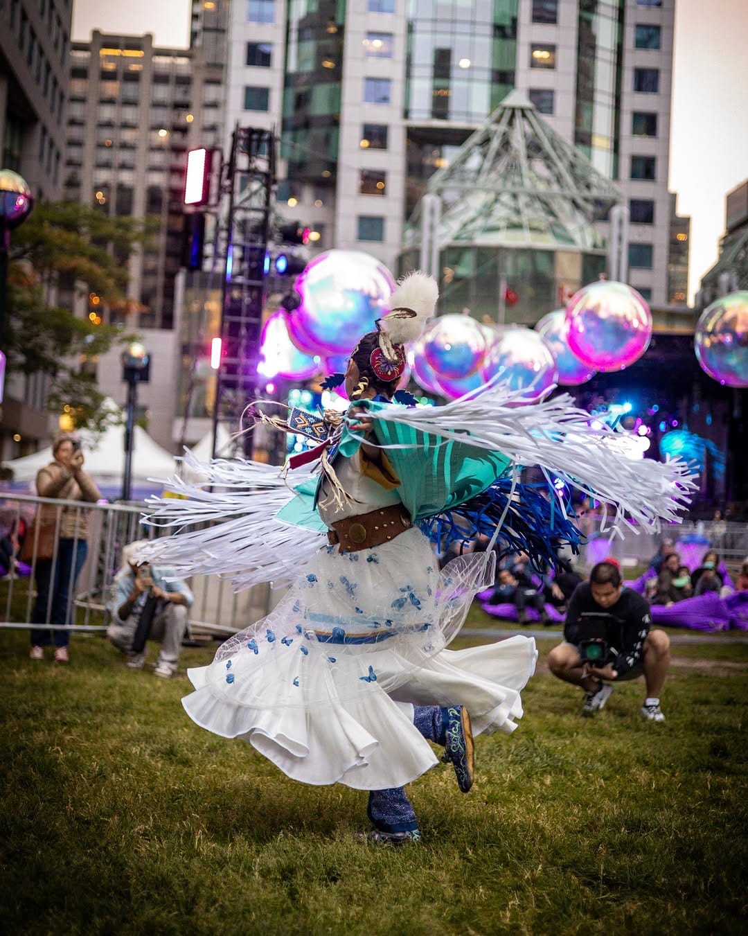 Post 8 by Six Shutter Photography on Instagram (carousel)