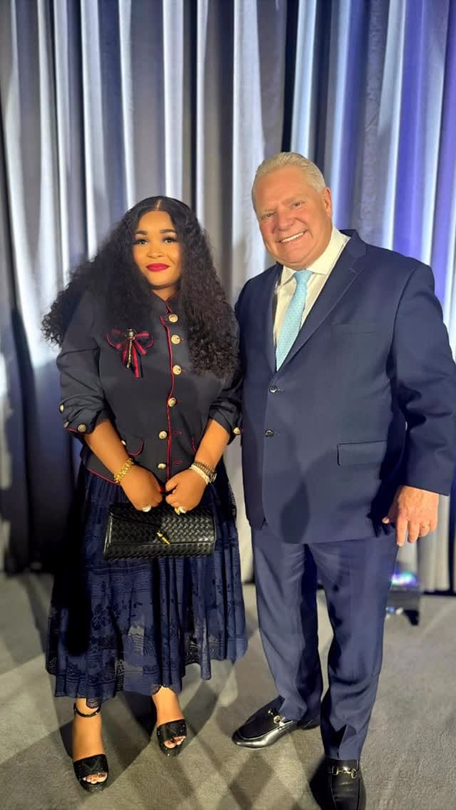Post 8 by Nkechi.A.Wilson|Celebrity Luxury Wig Artist! Canada Wigs| on Instagram (video)
