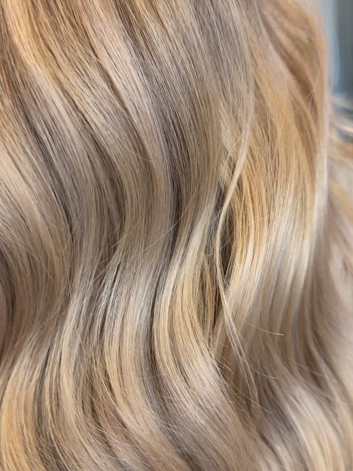 Post 3 by •HAIR•HAIR•HAIR• on Instagram (carousel)