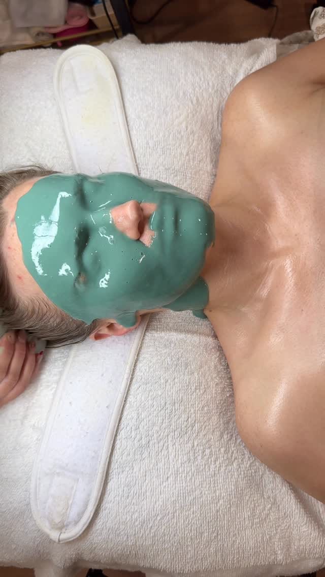 Post 8 by Sarah | Facialist on Instagram (video)