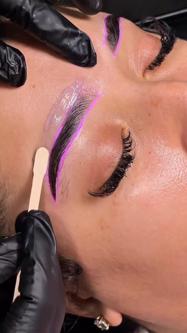 Post 1 by Yael Studio | Microblading | Vancouver, WA on Instagram (video)