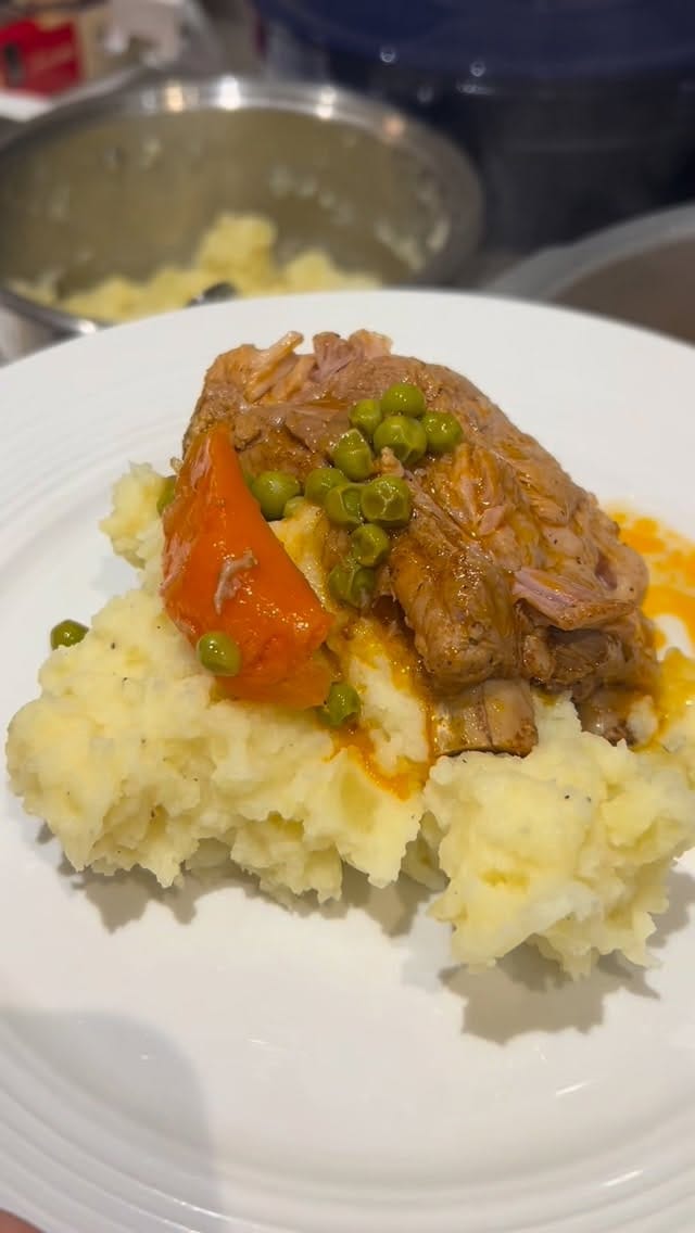 Post 2 by Lisa | Canadian Foodie & Content Creator on Instagram (video)