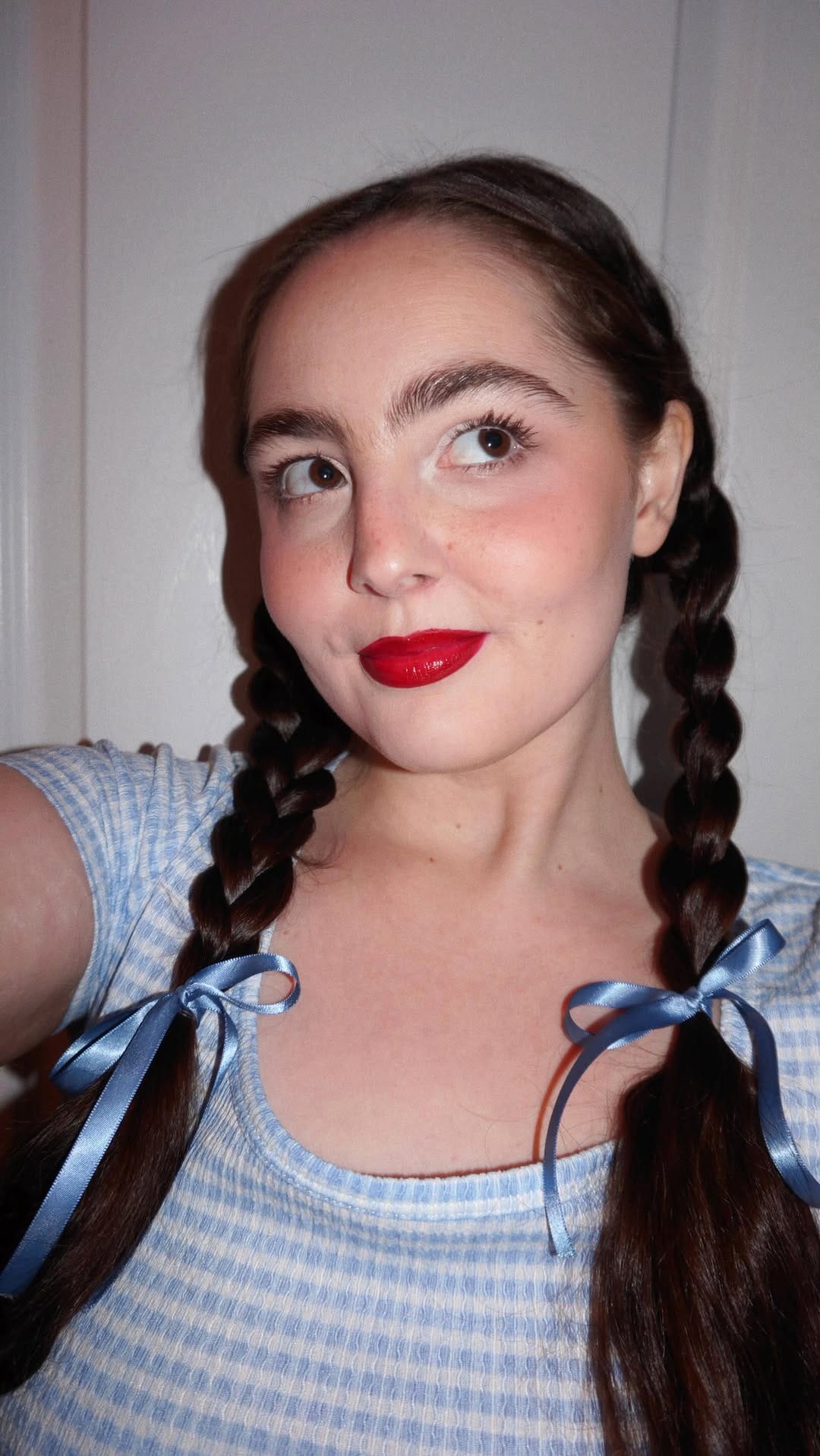 Post 6 by Alana Hewitt on Instagram (video)