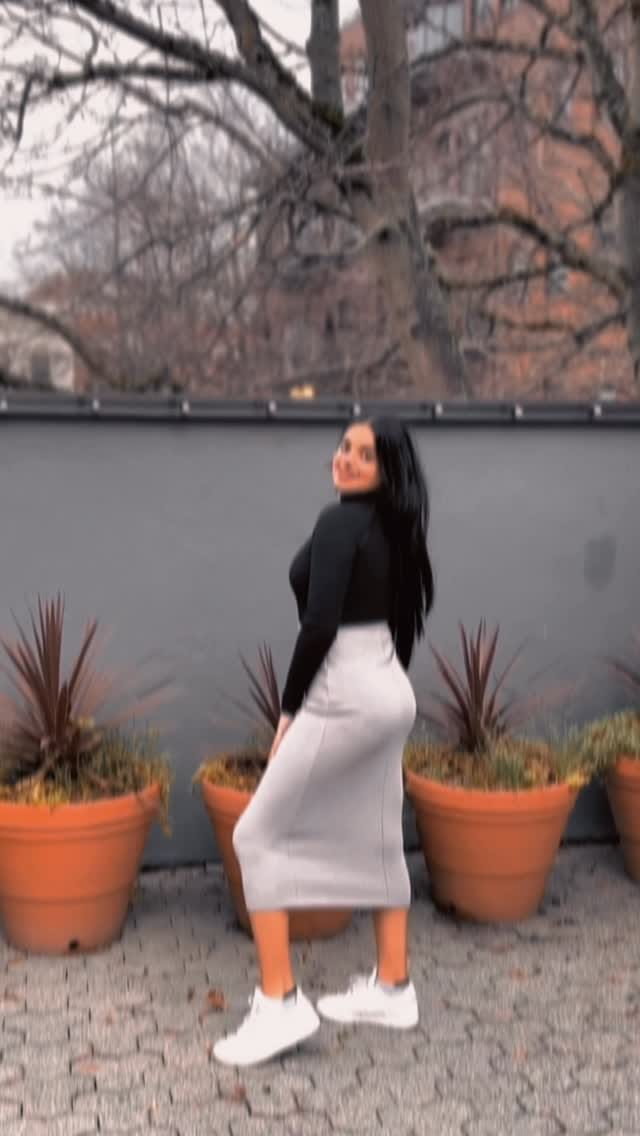 Post 1 by Himjot Kaur (HK) | Vancouver Influencer on Instagram (video)
