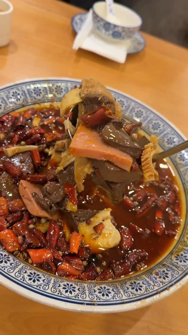 Post 1 by Angel | Vancouver Foodie on Instagram (video)