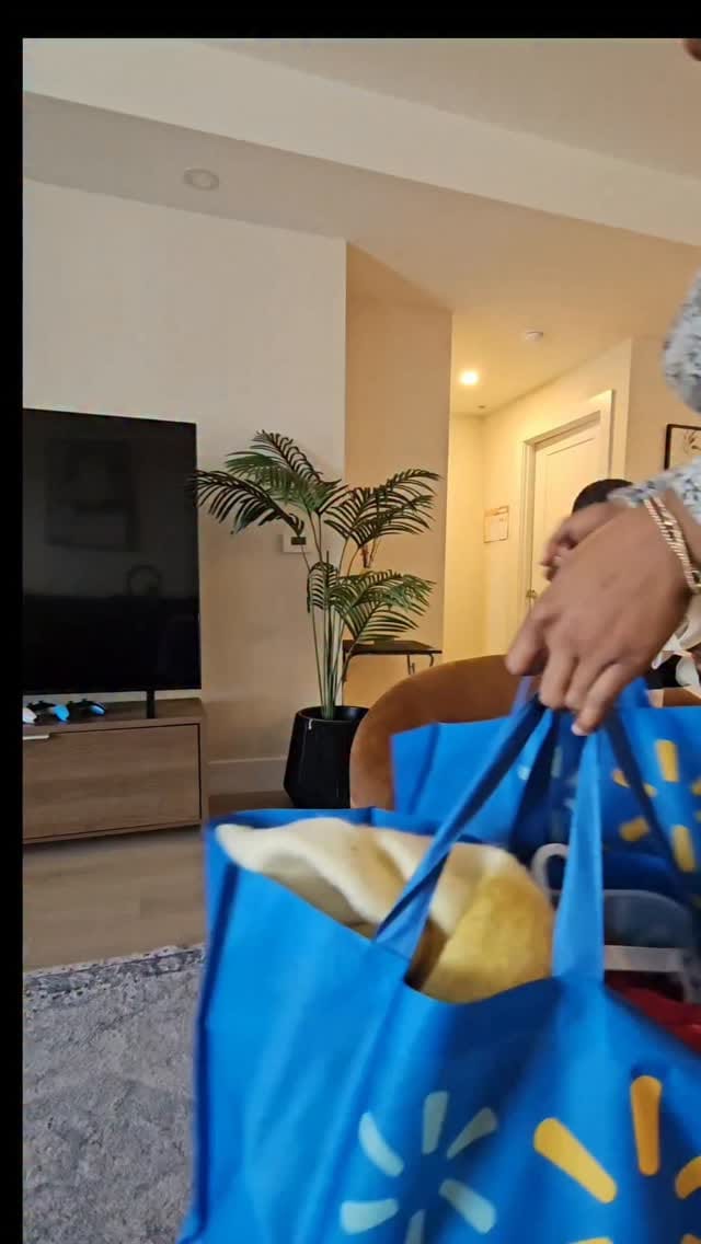Post 3 by Maryam Adebola-Salami || Canada Content Creator on Instagram (video)