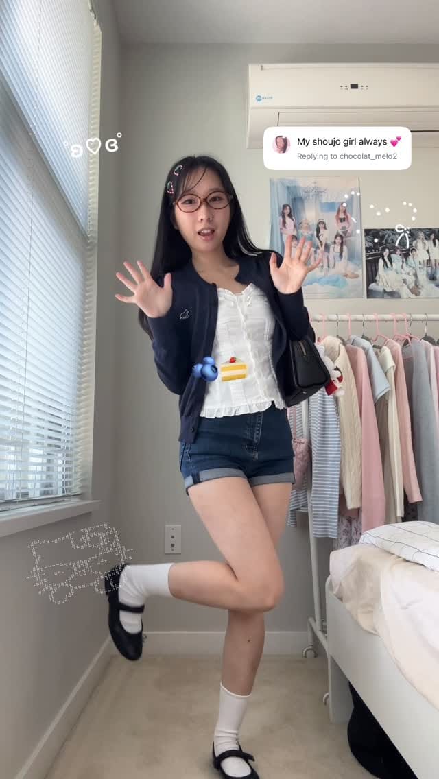 Post 10 by Mina <3 on Instagram (video)