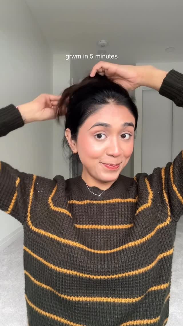 Post 5 by T U L S I 🤍 on Instagram (video)