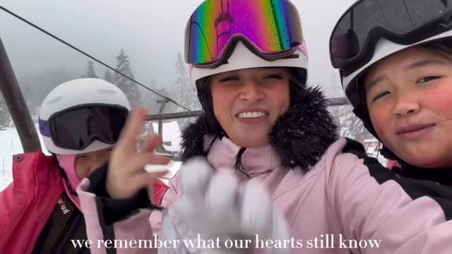 Post 2 by Adriana Q & Valentina Q on Instagram (video)
