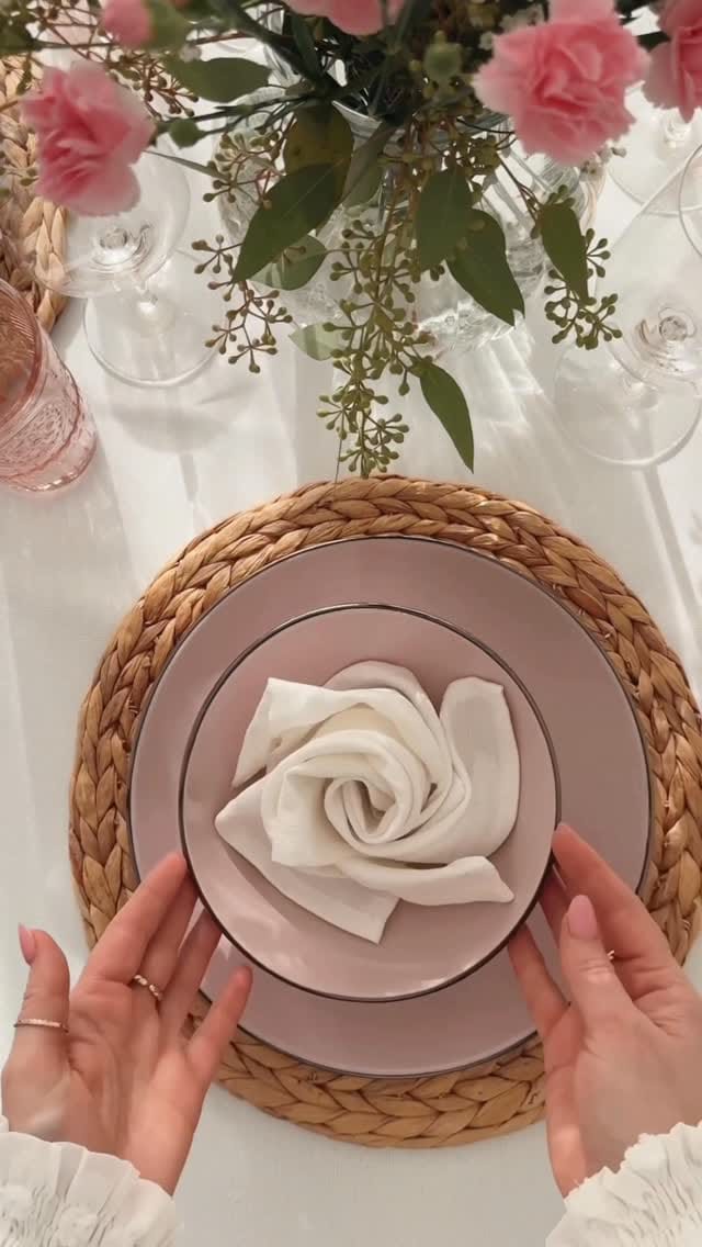 Post 4 by Anita | Home Decor on Instagram (video)