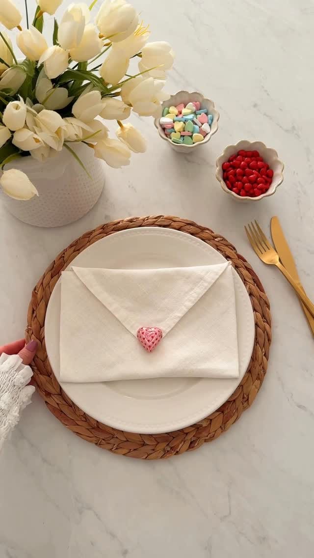 Post 6 by Anita | Home Decor on Instagram (video)